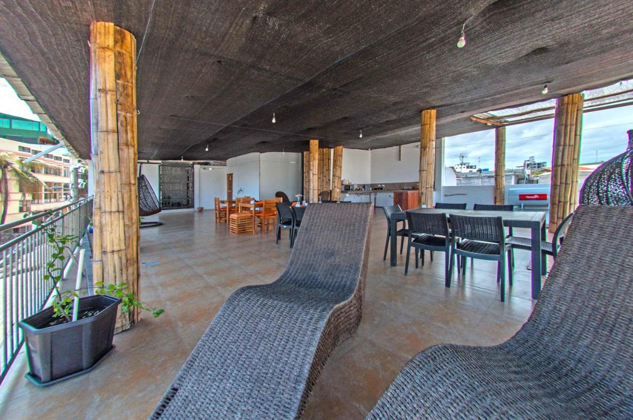Hostal Costa Del Pacifico Пуэрто-Айора Экстерьер фото