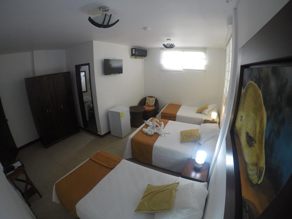 Hostal Costa Del Pacifico Пуэрто-Айора Экстерьер фото