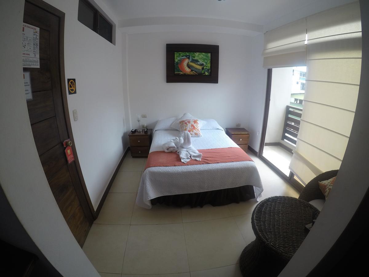 Hostal Costa Del Pacifico Пуэрто-Айора Экстерьер фото