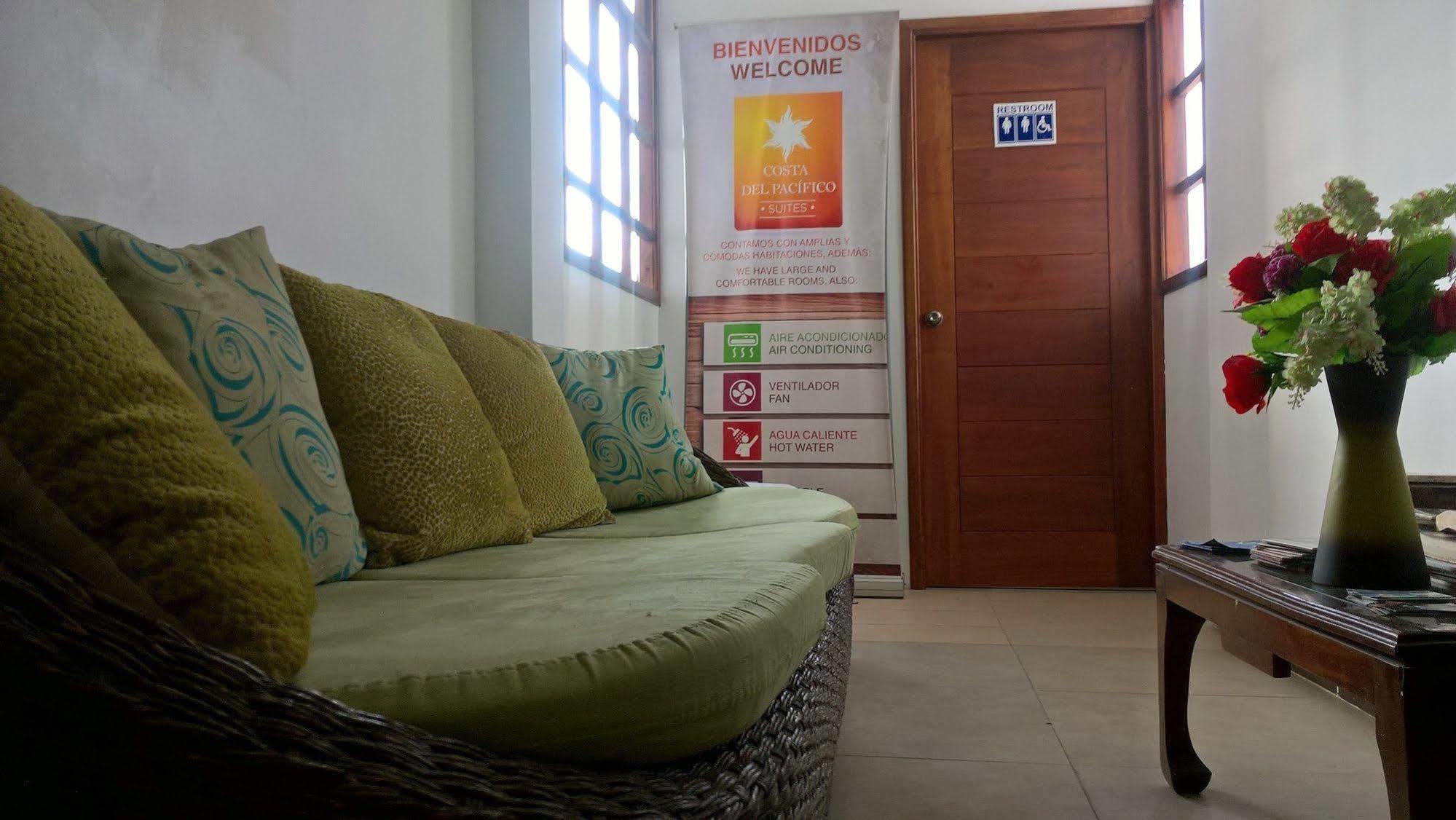 Hostal Costa Del Pacifico Пуэрто-Айора Экстерьер фото