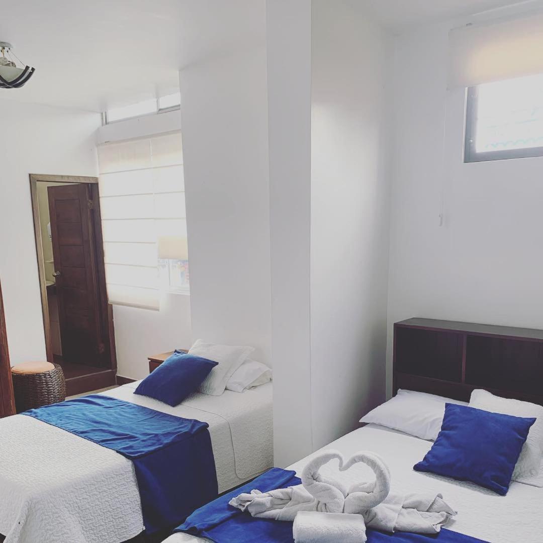 Hostal Costa Del Pacifico Пуэрто-Айора Экстерьер фото