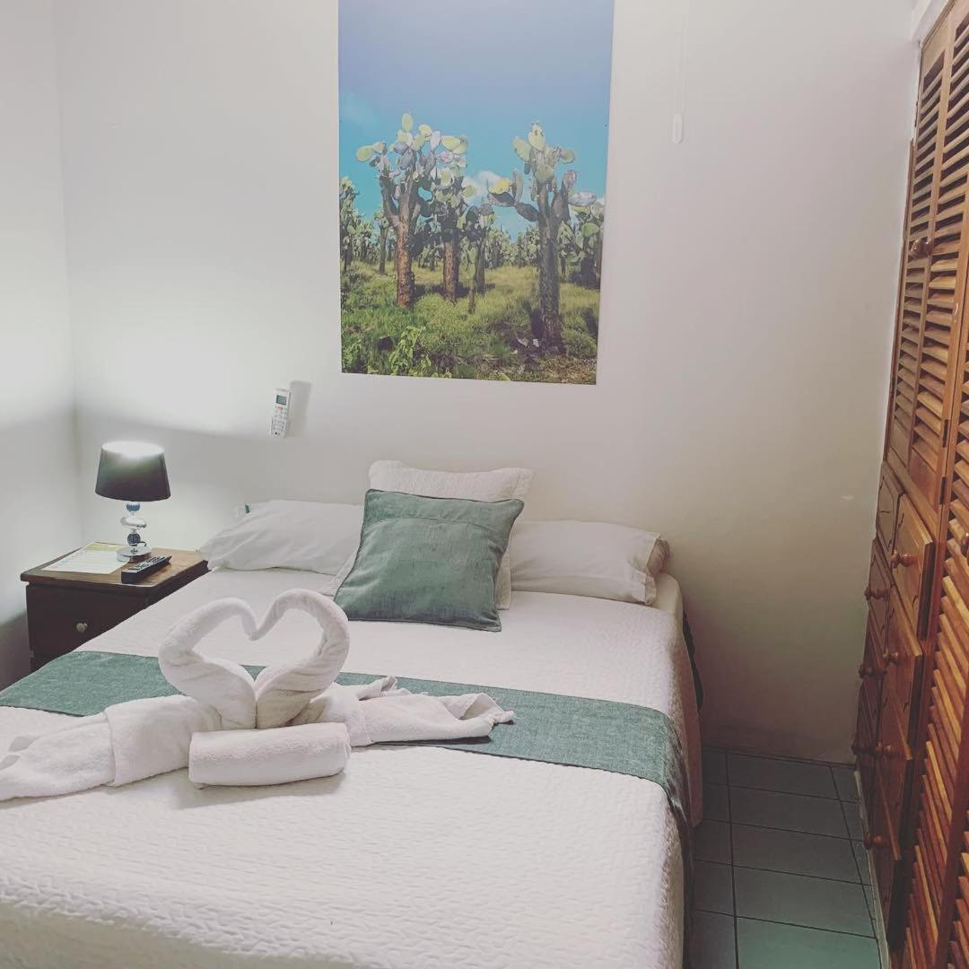 Hostal Costa Del Pacifico Пуэрто-Айора Экстерьер фото